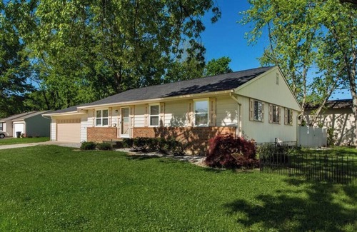Westerville House | ★Dragon’s Lair★Private Home w/Arcade & Minigolf★