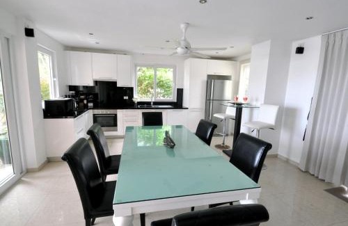 Klong Son Villa | Dragon Sea View Villa