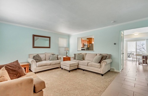 Draper House | Draper Townhome with a VIEW!