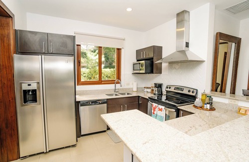 Playa Hermosa Apartment | Dream Beach Stay- Spacious 3BR Condo at Playa Hermosa! Cocos & Corales!