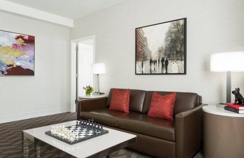 Downtown Boston House | Dream Boston Getaway! 3 Comfortable Units, Short Drive to Museum of Fine Arts!