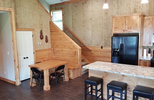Broaddus House | Dream Get Away "A Place to Make Memories"