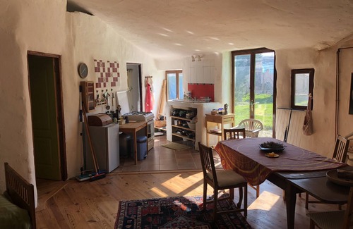 Montpont-en-Bresse House | Dream holidays in the blue house surrounded by nature and animals
