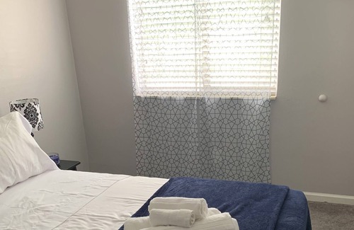 Kettering Apartment | Dream Home away from Home , Where you are comfortable and Right at Home