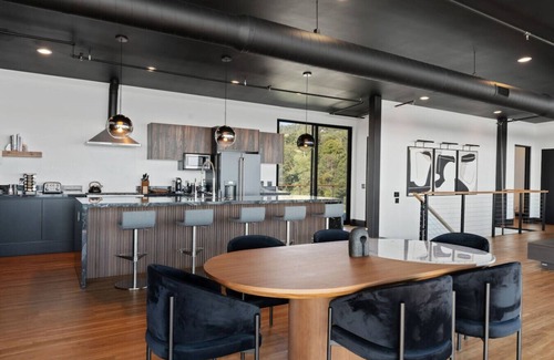 Pauma Valley House | Dream House Hideaway and Hot Tub