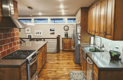 Cottonwood Heights House | Dream Location Minutes From Big & Little Cottonwood Canyon