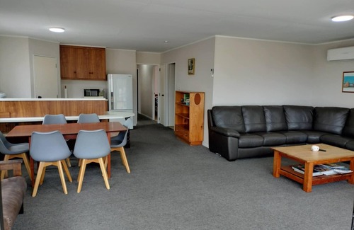 Waihi Beach House | Dream Location, a place to relax with family