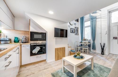 Kispest Apartment | Dream Nouveau Studio