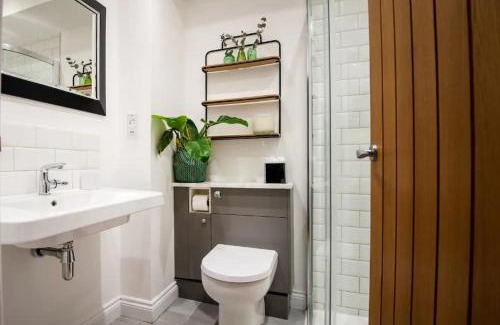 Bath City Centre Apartment | Dream Stays Bath - Beau Street Apartments