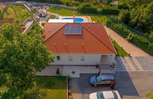Gruda House | Dream vacation home “Summer Paradise