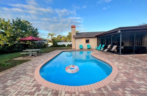 Seminole House | Dream Vacation Home w Heated Pool Close to Beaches Clearwater St Pete Quiet with Big Backyard