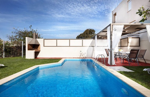 Kambanion Villa | Dream villa superior with private heated pool and BBQ