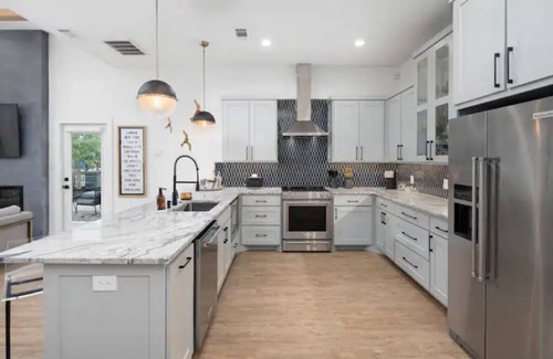 Carolyn Estates House | Dream Weaver On Cedar Creek Lake ⚓️