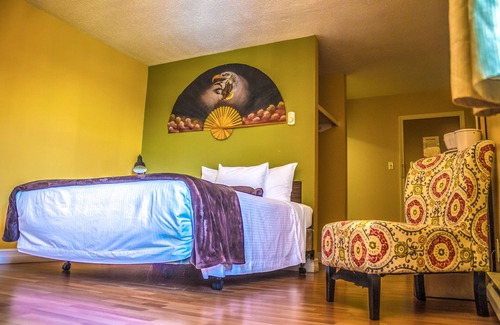 Downtown Hotel | Dreamcatcher Lodge