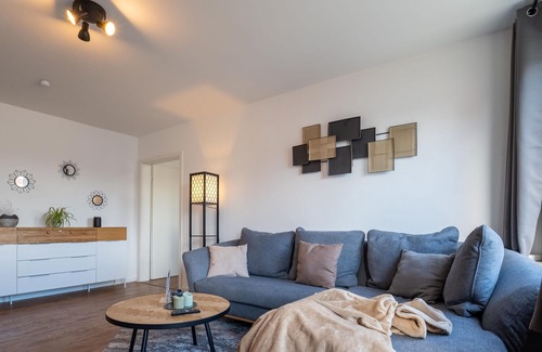 Kelheim Apartment | dreamcation - lemon theme|old town|2br|kitchen
