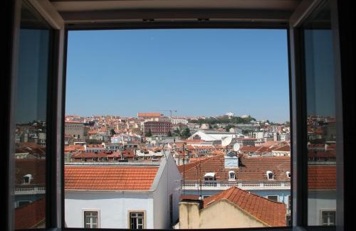 Sao Cristovao e Sao Lourenco Apartment | Dreaming Lisbon - Trigueiros City View