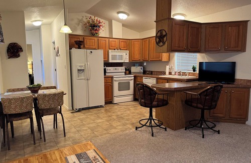 Ruidoso Cabin | Dreaming Tree 1 a fabulous Ruidoso cabin perfect for a couple’s get-a-way