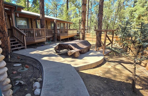 Ruidoso Cabin | Dreaming Tree 1 a fabulous Ruidoso cabin perfect for a couple’s get-a-way