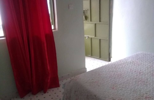 Ugunja House | Dreamland Guest House