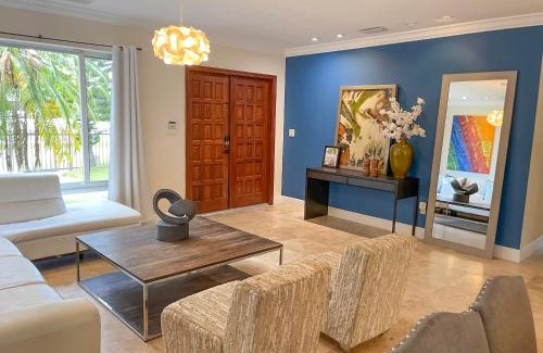 Ludlam House | Dreampoolhousemiami