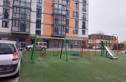 Lutsk Apartment | DreamTown Однокімнатна біля вокзалу