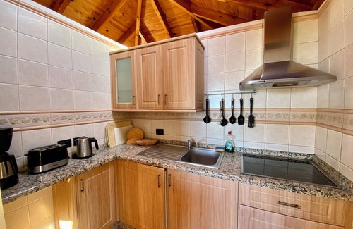 Icod de los Vinos House | Dreamy Canarian Casita with Spectacular Views