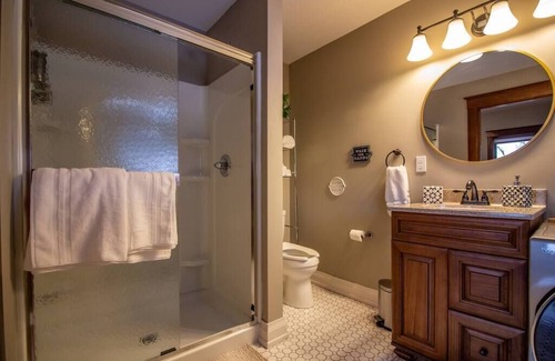 Cedar Rapids House | Dreamy cottage in prime Newbo location - Wheelchair and Pet Friendly - steps from bars, cafes and re