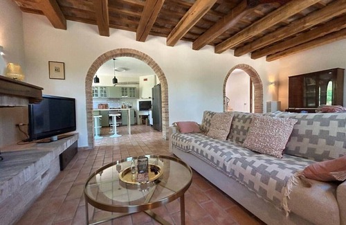 Petritoli Villa | Dreamy country house between sea and mountains!