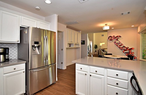 Dripping Springs House | Dreamy Dripping Springs | Near Parks, Hiking & More!