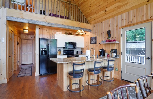 Tupper Lake House | DREAMY Lake Simond Waterfront Home