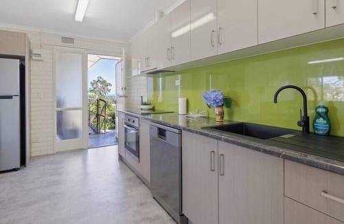Rhyll Apartment | Dreamy Nature Getaway