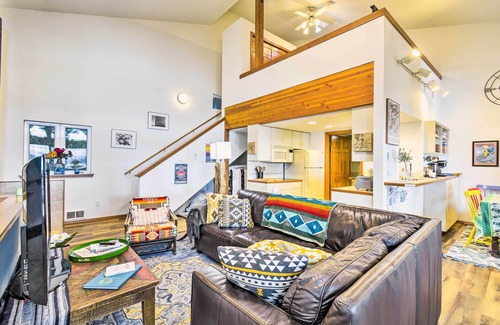 Potlatch Apartment | Dreamy Waterfront Studio w/Hood Canal Views