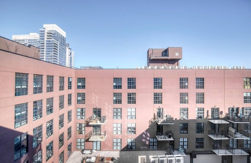 Williamsburg Apartment | Dreamy Williamsburg 1BR w/W/D & Gym, nr Domino Park, by Blueground