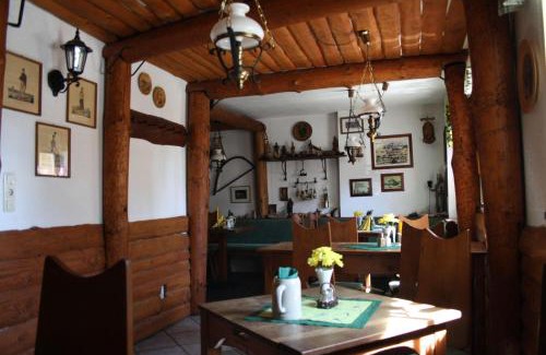 Thermalbad Wiesenbad House | Dreibettzimmer-in-Wiesa