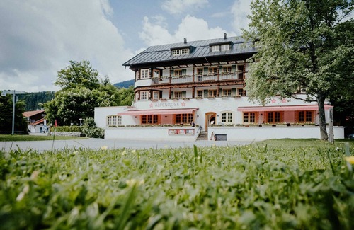 Bayrischzell House | Dreibettzimmer/mehrbettzimmer - Hotel & Restaurant Alpenrose Bayrischzell