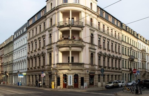 Innere Neustadt Apartment | Dresden Hoyerswerdaer Str | One-Bedroom Suite S