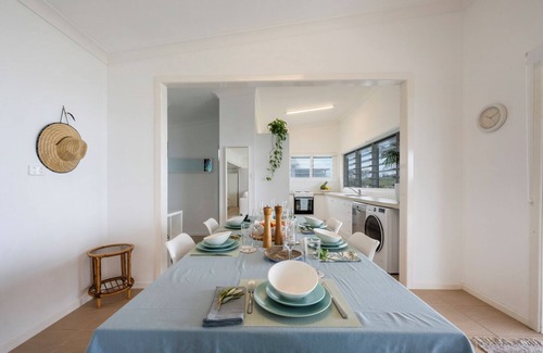 Brooms Head Apartment | Driftaway- Absolute Beachfront LJ Hooker Yamba