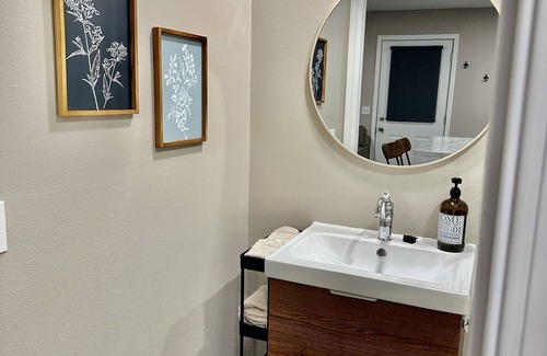 Sextonville Apartment | Driftless Retreat