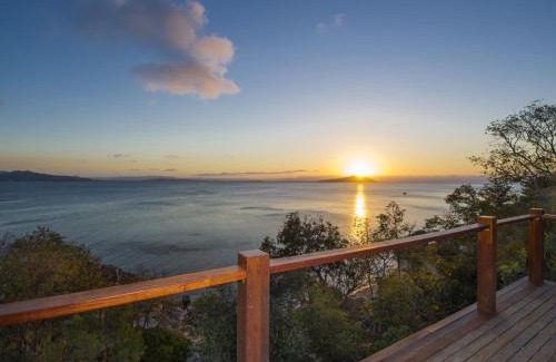 Picnic Bay House | Driftwood