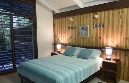 Wongaling Beach Cottage | Driftwood- Beachside Cottage!