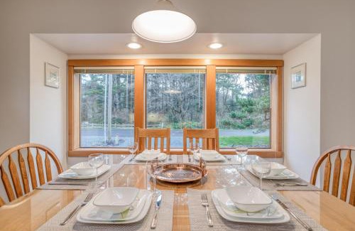 Manzanita House | Driftwood Cottage MCA 491 - Meredith Lodging
