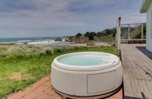 Fort Bragg House | Driftwood Cottage