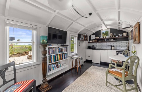 Te Tii Cottage | Driftwood Seaside Escapes