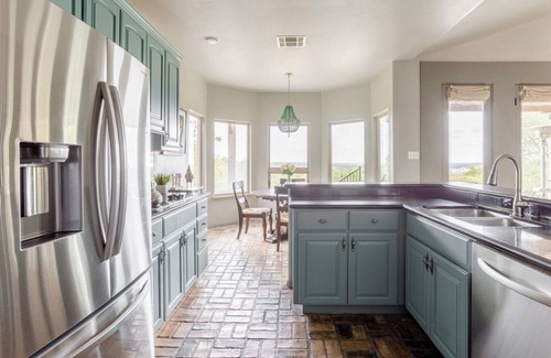 Dripping Springs House | Dripping Springs Dream House with pool, views, and privacy - sleeps 8!