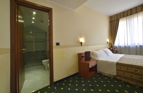 Druento Hotel | Dropiluc