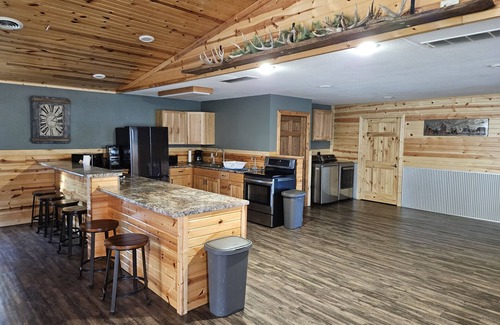 Oakes Cabin | Droptine Lodge 2.0