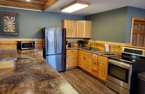 Oakes Cabin | Droptine Lodge 2.0