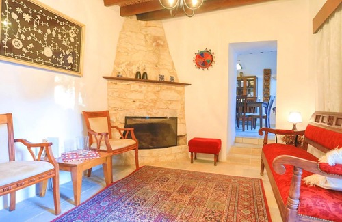 Droushia House | Droushia Corner House
