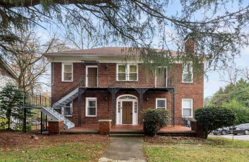 Emory Village Apartment | Druid Dazzle