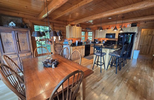 Drummond House | Drummond Island Hotel & Vacation Homes - A Notch Above